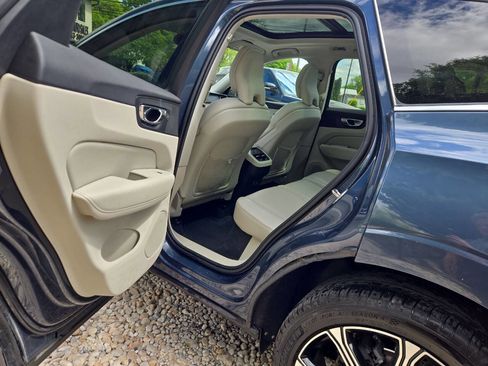 Used 2019 Volvo XC60 T5 Inscription w/ Protection Package Premier AWD/4WD image 18