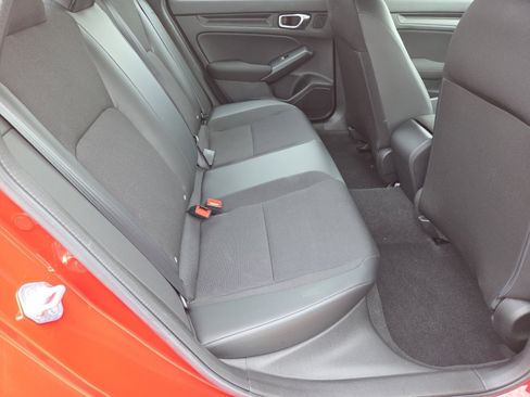 Used 2023 Honda Civic Sport image 18