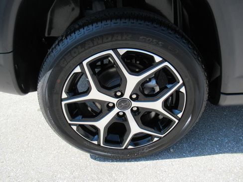 Used 2026 Jeep Compass Limited AWD/4WD image 8