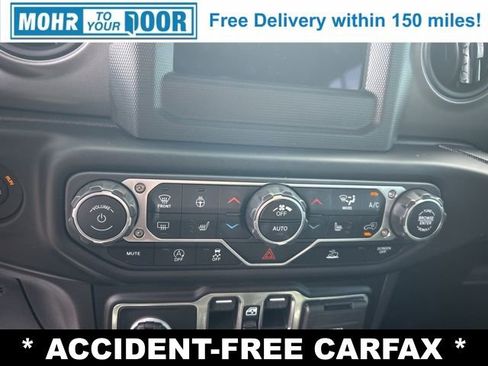 Used 2023 Jeep Gladiator Willys image 23