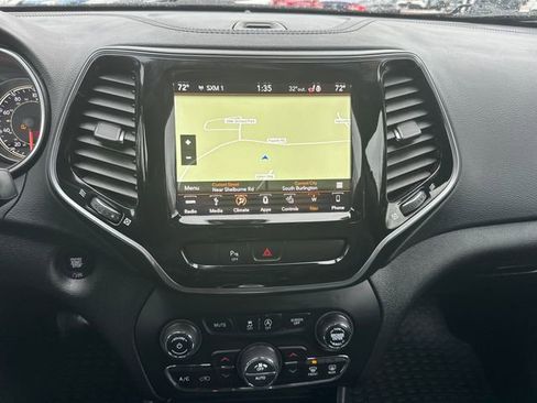 Used 2019 Jeep Cherokee High Altitude image 21