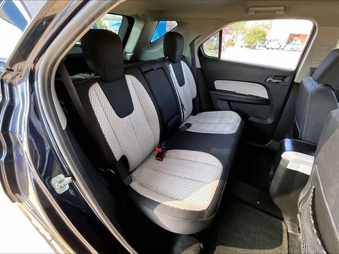 Used 2015 Chevrolet Equinox LS image 19