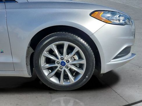 Used 2017 Ford Fusion S image 30
