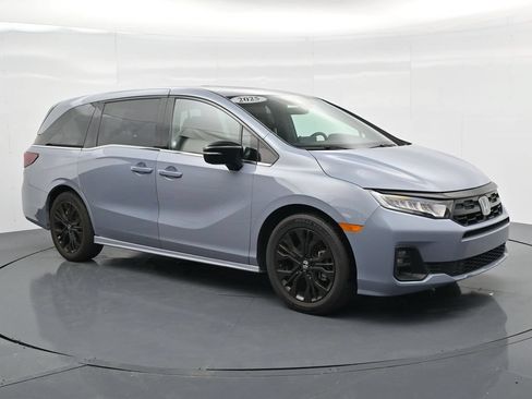 Used 2025 Honda Odyssey Sport-L image 9