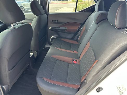 Used 2019 Nissan Kicks SR w/ Exterior Package FWD image 32