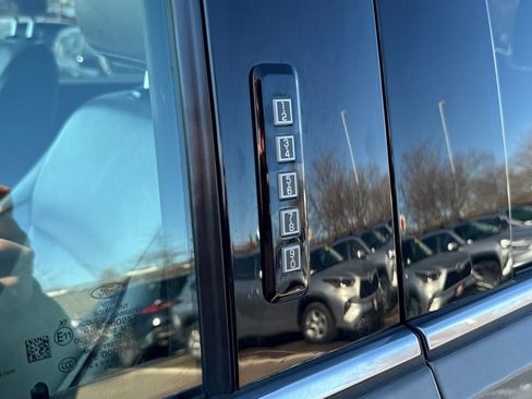 Used 2023 Ford F150 Lariat w/ FX4 Off-Road Package image 52