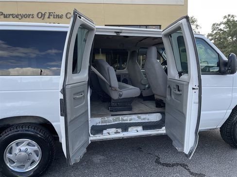 Used 2013 Ford E-350 and Econoline 350 XLT image 31