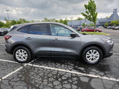Used 2025 Ford Escape Active AWD/4WD image 17