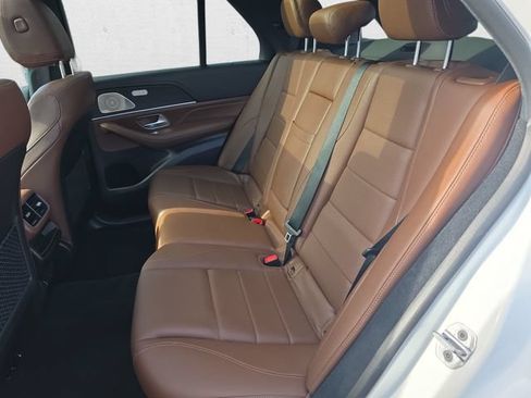 Used 2024 Mercedes-Benz GLE 350 4MATIC w/ Driver Assistance Package image 14
