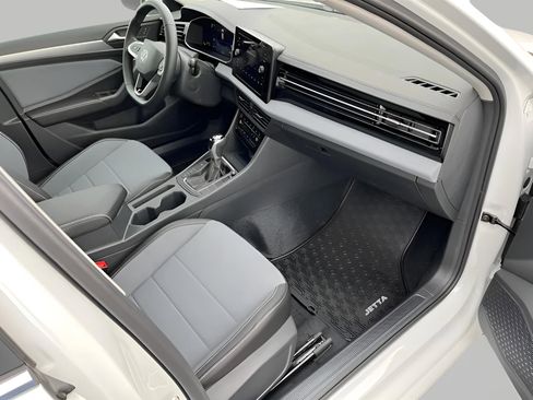 New 2026 Volkswagen Jetta SE image 10