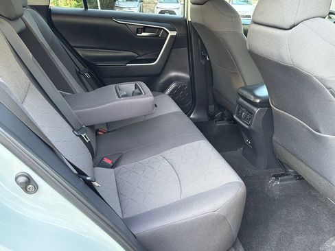 Used 2021 Toyota RAV4 XLE w/ Convenience Package AWD/4WD image 14