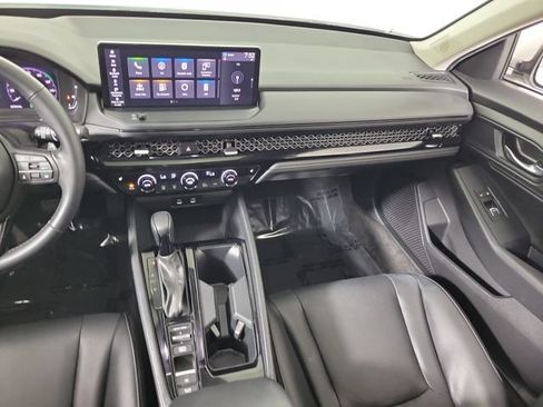 Used 2024 Honda Accord EX-L image 17