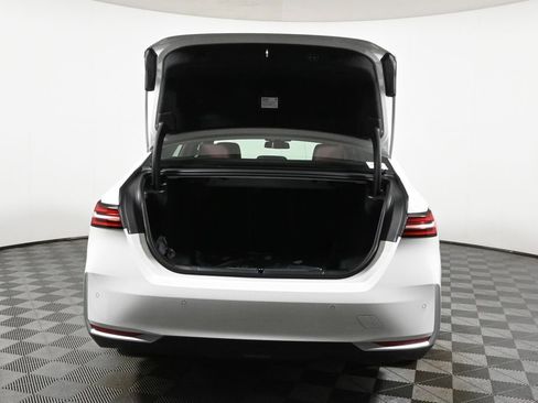 Used 2026 BMW 530i xDrive w/ Premium Package image 35