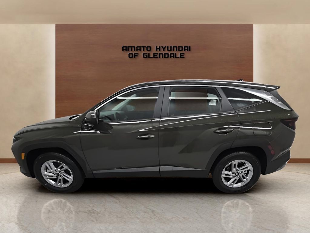 New 2026 Hyundai Tucson SE FWD image 3