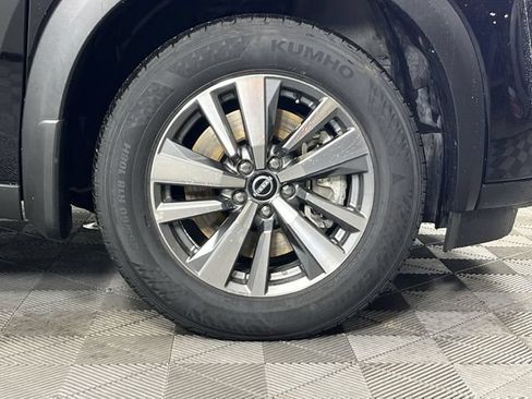 Certified 2025 Nissan Pathfinder SL FWD image 11