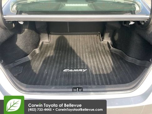 Used 2019 Toyota Camry SE FWD image 29