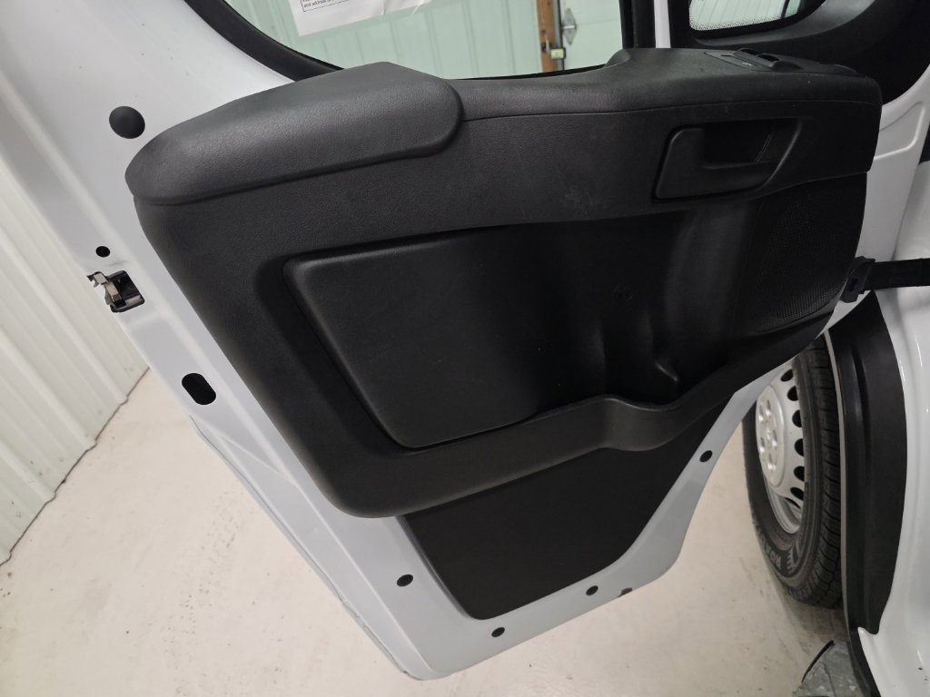 Used 2025 RAM ProMaster 2500 w/ U-Haul Equipment Group FWD image 10