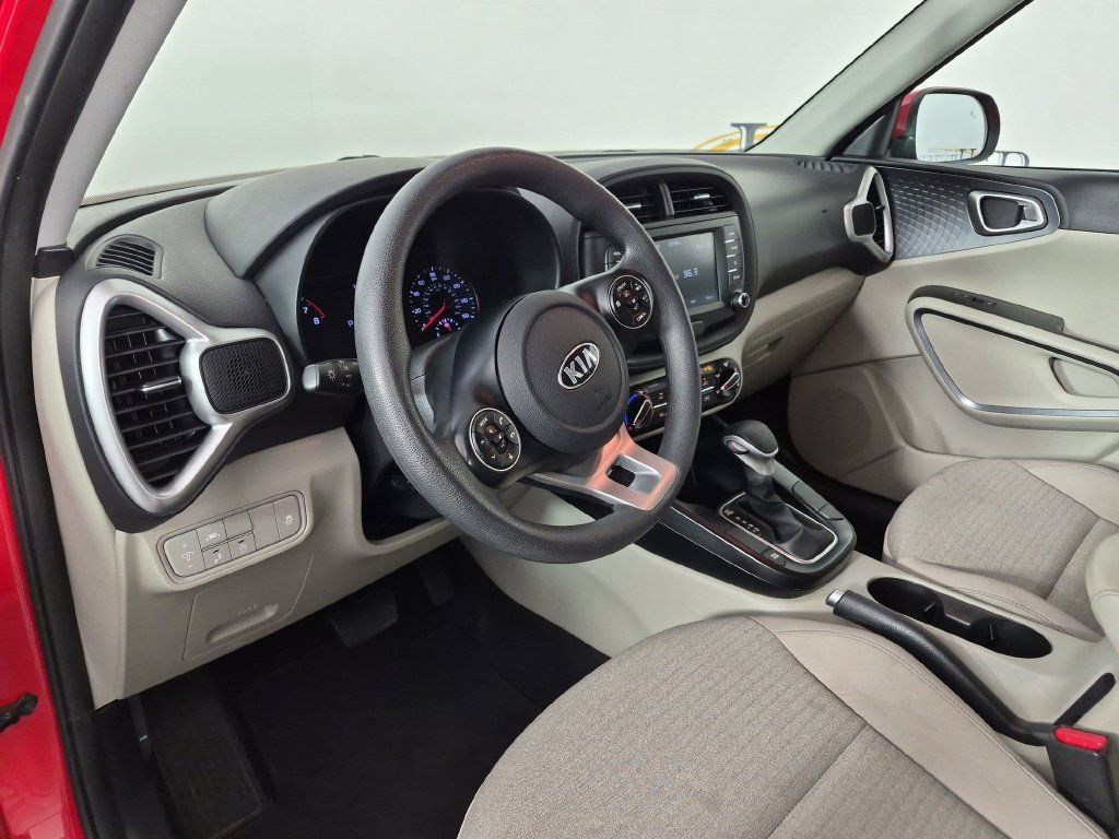 Used 2021 Kia Soul S FWD image 17