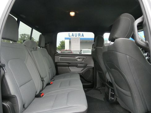 Used 2022 RAM 1500 Big Horn AWD/4WD image 15