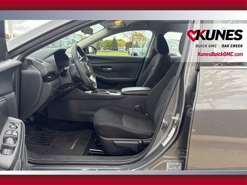 Used 2023 Nissan Sentra SV image 10