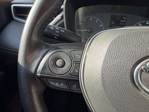 Used 2023 Toyota Corolla Cross LE image 29