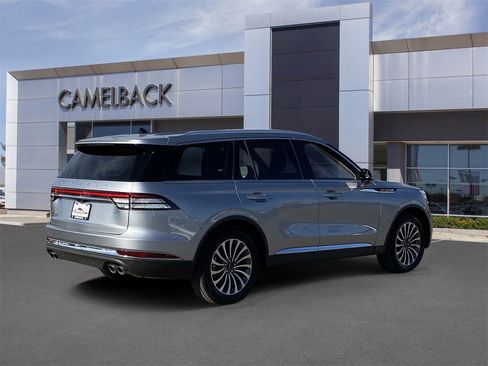 Certified 2023 Lincoln Aviator Reserve w/ Equipment Group 201A image 6