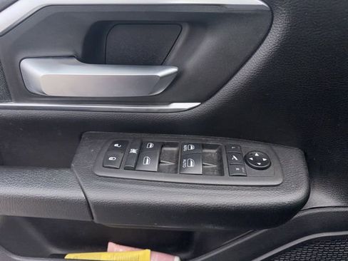 Used 2021 RAM 1500 Big Horn image 24