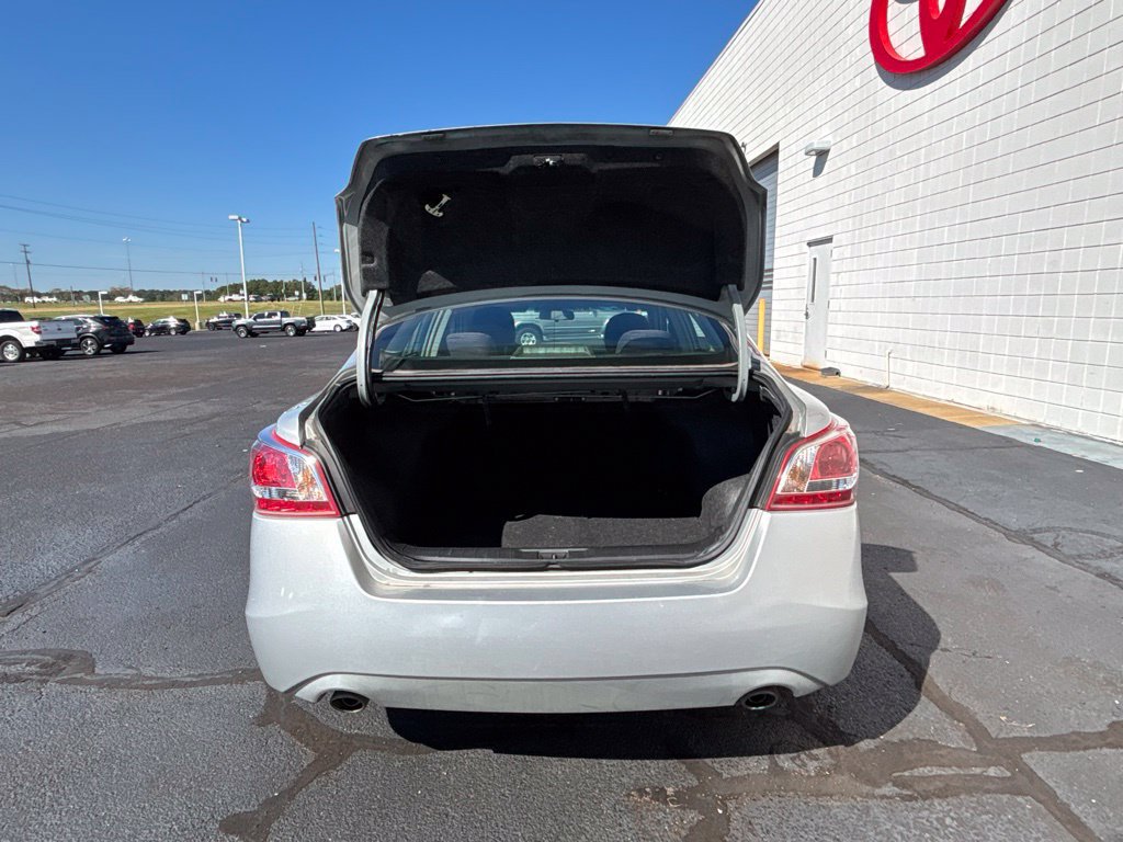 Used 2013 Nissan Altima 2.5 S FWD image 29