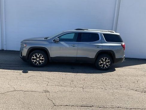 Used 2023 GMC Acadia SLE w/ Driver Convenience Package image 32