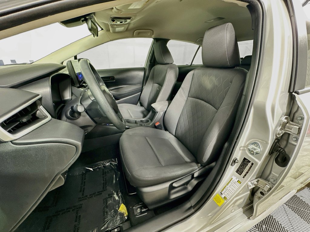 Used 2024 Toyota Corolla LE FWD image 23