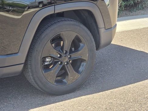 Used 2020 Jeep Compass Altitude image 22