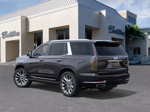 New 2026 Cadillac Escalade Luxury w/ LPO, Radiant Package AWD/4WD image 3