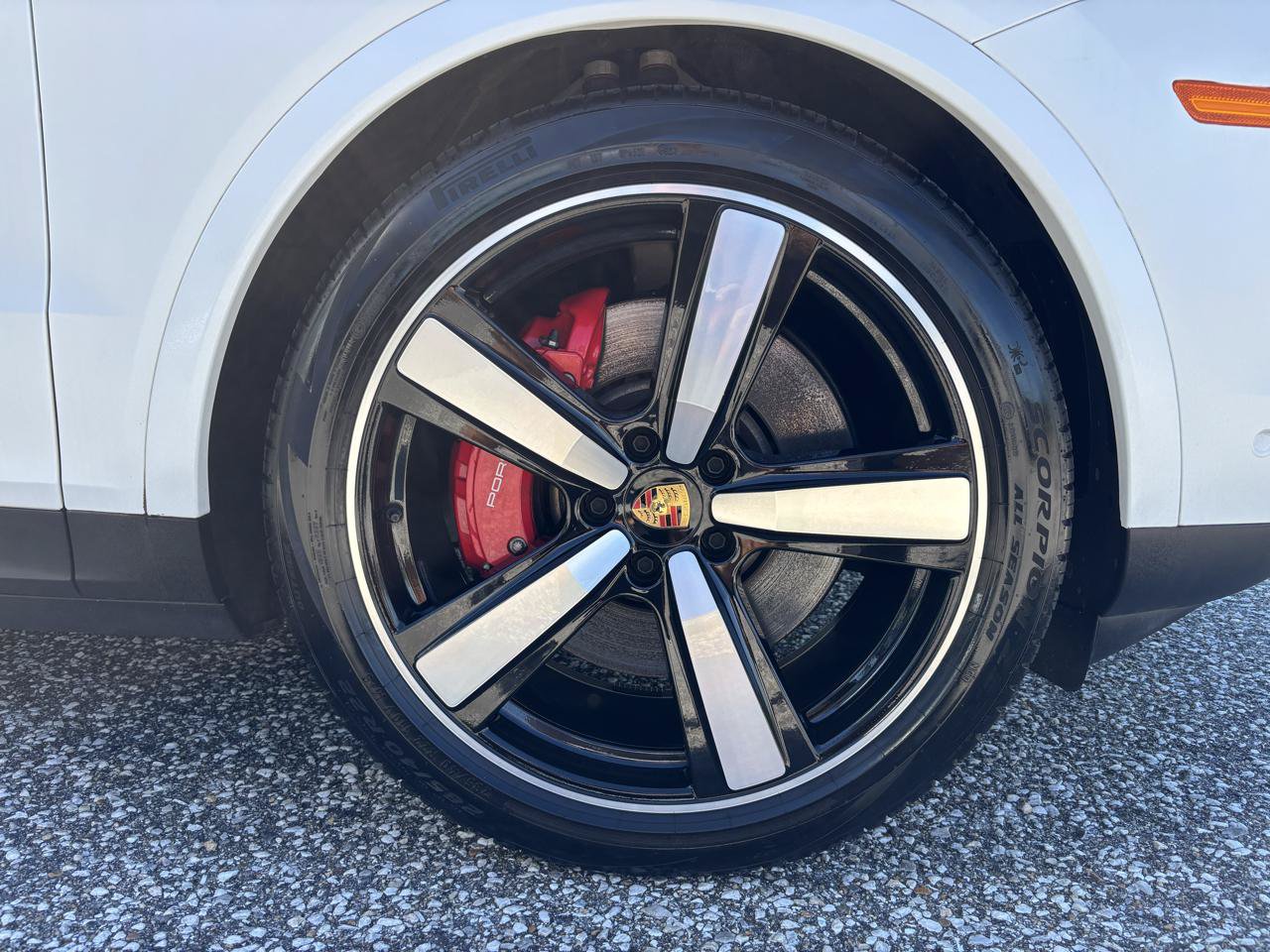 Used 2024 Porsche Cayenne S w/ Premium Package Plus (PP1) AWD/4WD image 36