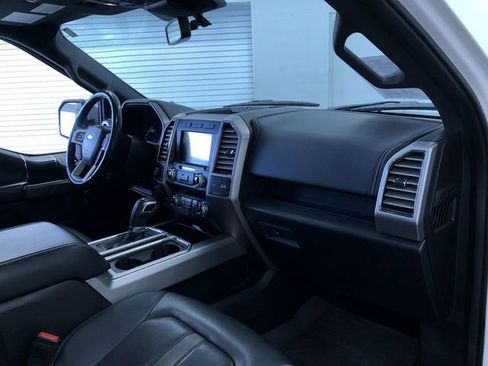 Used 2019 Ford F150 Platinum w/ Equipment Group 701A Luxury image 18