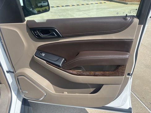 Used 2019 Chevrolet Tahoe LT image 53