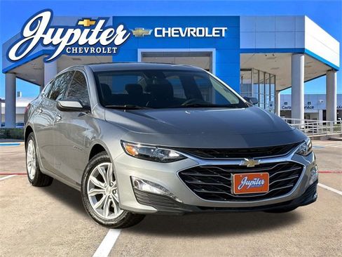 Used 2025 Chevrolet Malibu LT image 1