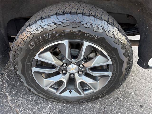 Certified 2023 Chevrolet Silverado 1500 LT AWD/4WD image 36