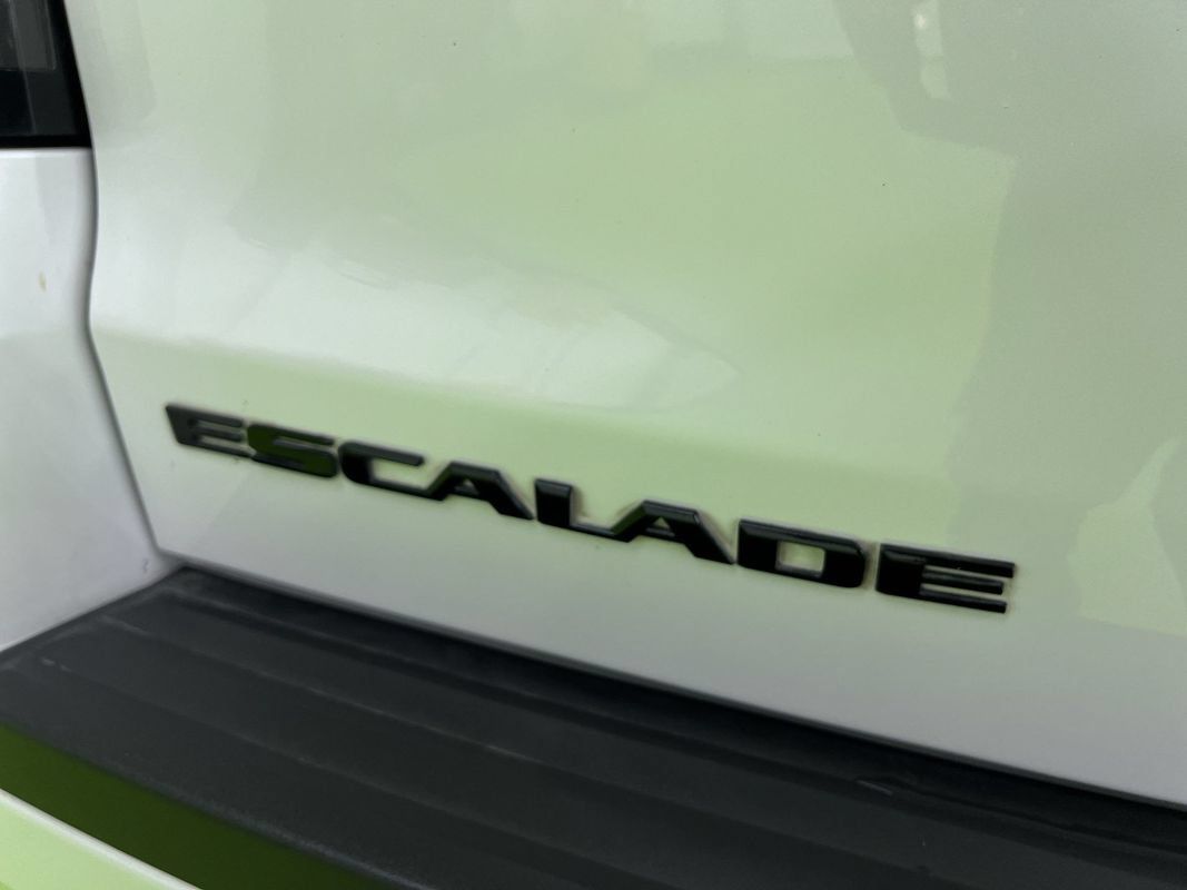 Used 2019 Cadillac Escalade ESV Platinum AWD/4WD image 12