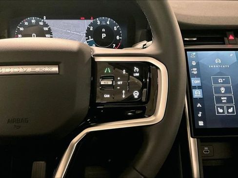 Certified 2025 Land Rover Discovery Sport S image 21