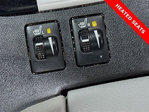 Used 2018 Toyota Highlander XLE image 19