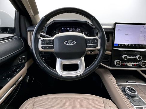 Used 2024 Ford Expedition Max Limited image 11
