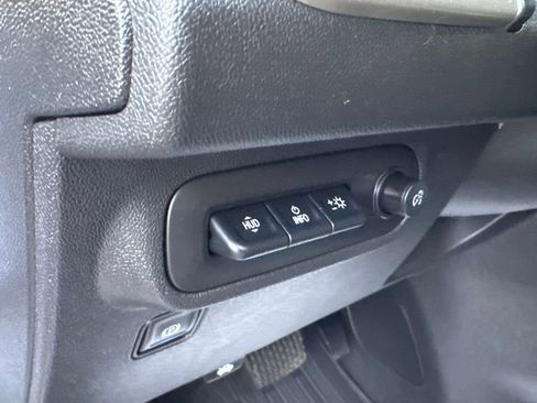 Used 2024 GMC Terrain Denali w/ Denali Premium Package image 12