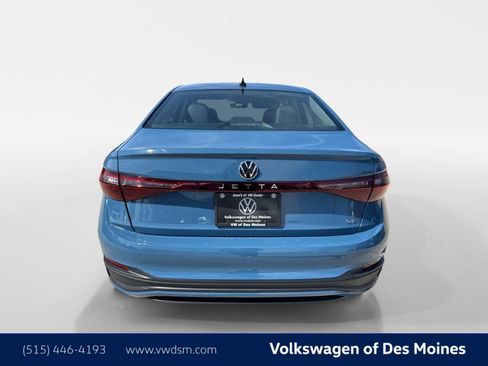 New 2026 Volkswagen Jetta SE FWD image 5
