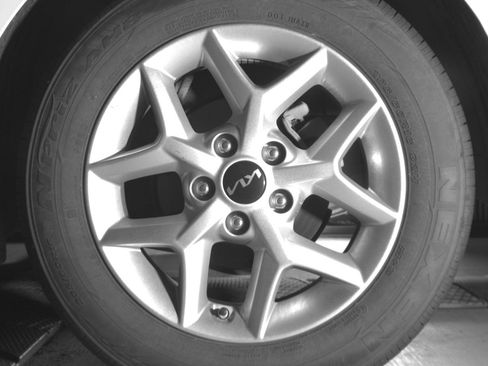 Used 2025 Kia Soul LX w/ LX Technology Package image 14