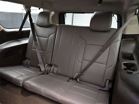 Used 2018 GMC Yukon XL Denali image 18