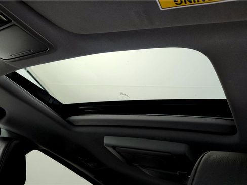 Used 2018 Honda Odyssey Elite image 39