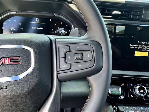 New 2026 GMC Sierra 1500 AT4 w/ AT4 Premium Package AWD/4WD image 21