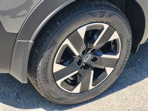 New 2025 Nissan Kicks SV w/ SV Premium Package image 5