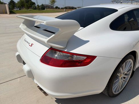 Used 2008 Porsche 911 Carrera S RWD image 17
