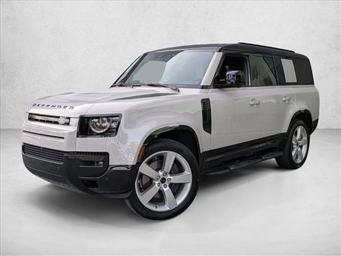 New 2026 Land Rover Defender 130 X-Dynamic SE AWD/4WD image 1